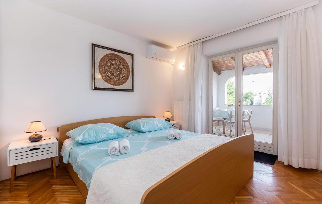 Rina B4 Apartment Porec Exterior photo